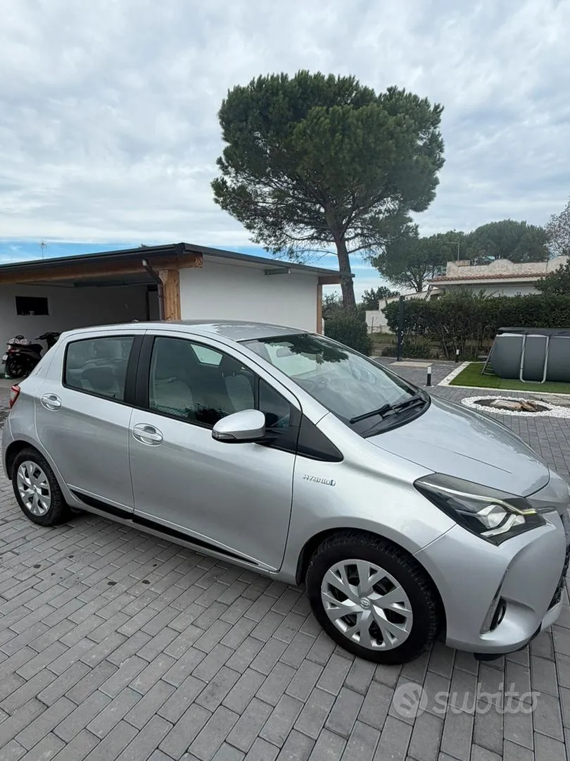 Toyota Yaris 2018 photo 3