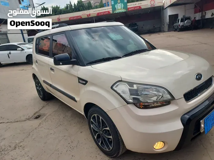 Kia Soul 2010 photo 2