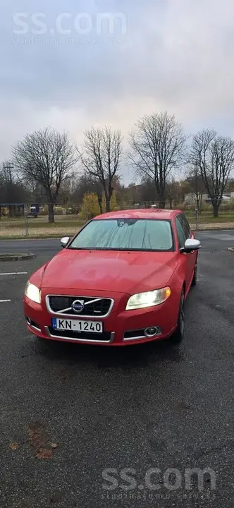 Volvo V70