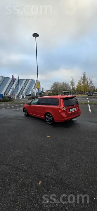 Volvo V70 2011 photo 3