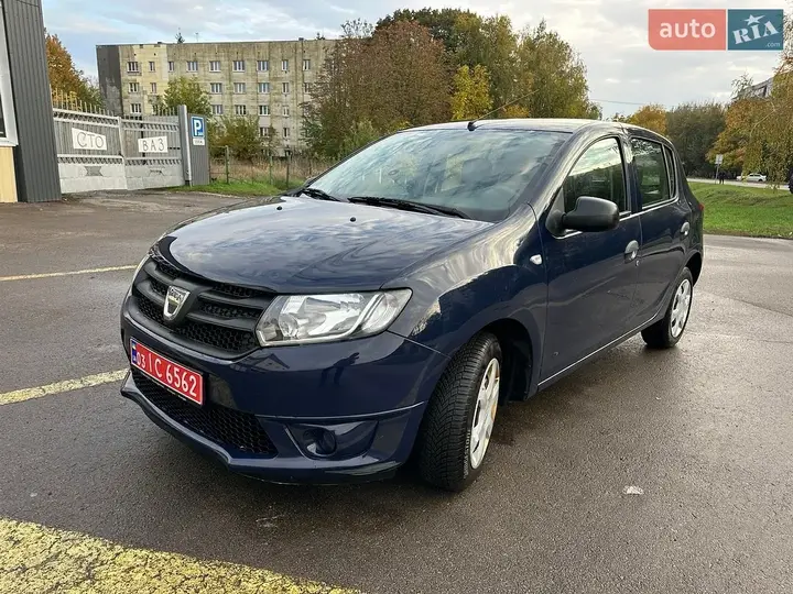 Dacia Sandero 2013 photo 2