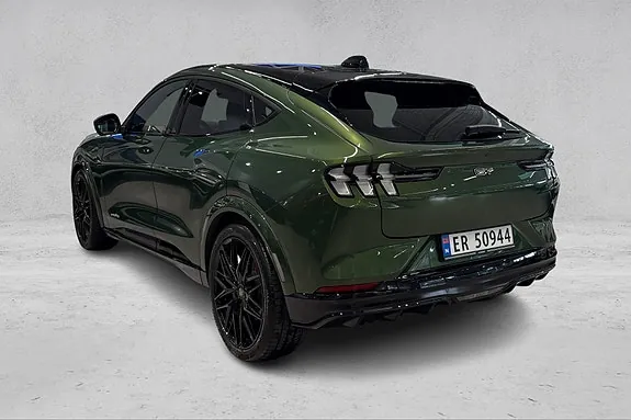 Ford Mustang Mach-E 2026 photo 3