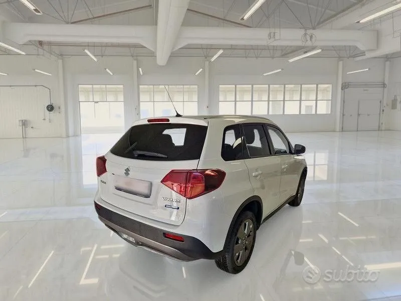 Suzuki Vitara 2023 photo 4