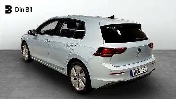 Volkswagen Golf I 2026 photo 3