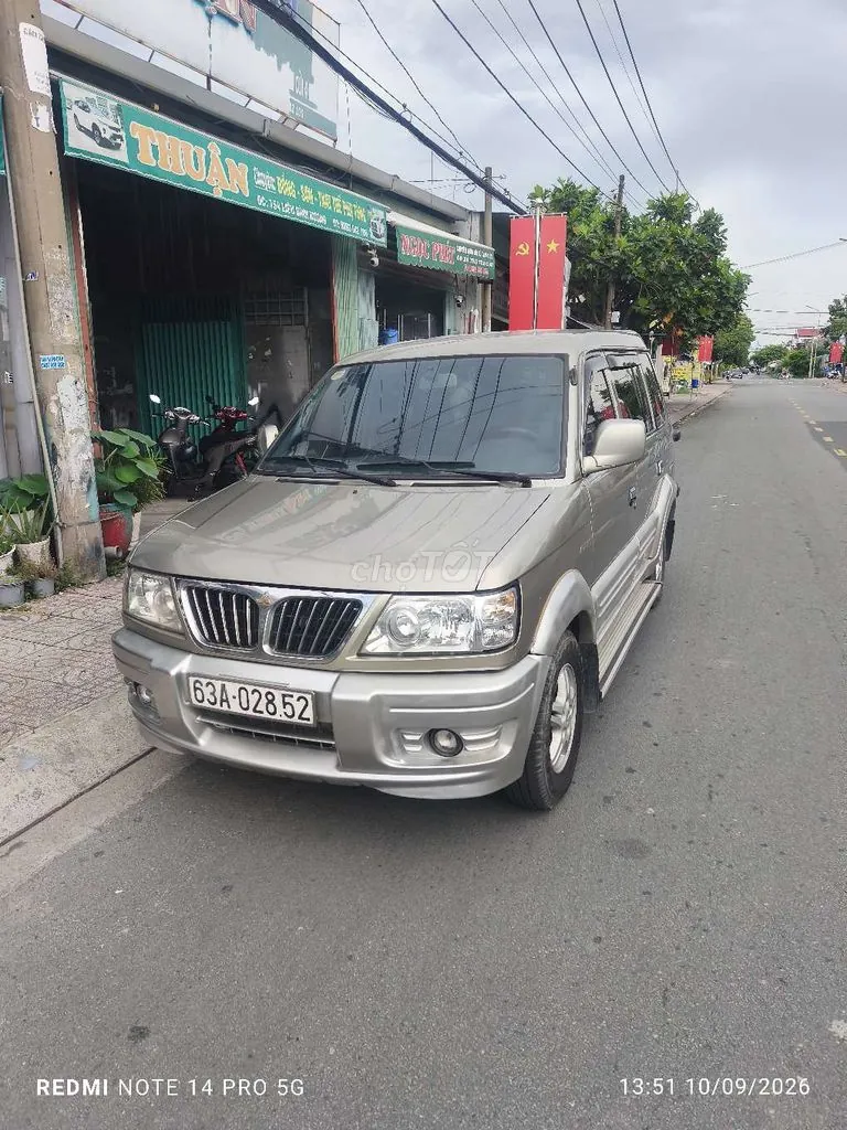 Mitsubishi Jolie 2003 photo 3