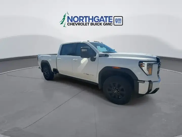 GMC Sierra 3500Hd 2024 photo 3