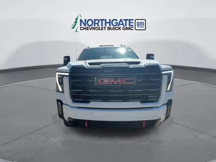 GMC Sierra 3500Hd 2024 photo 4