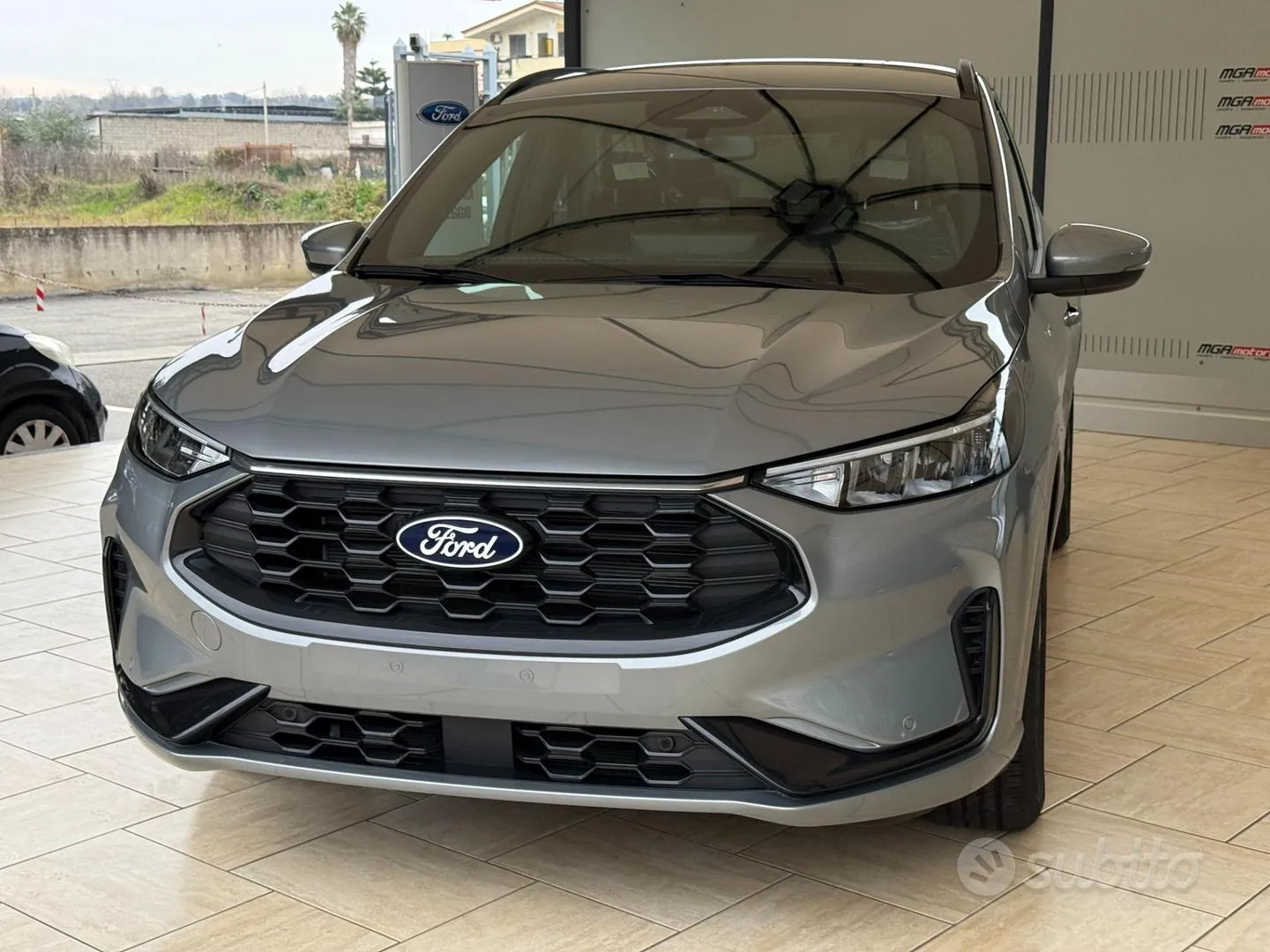 Ford Kuga photo 2