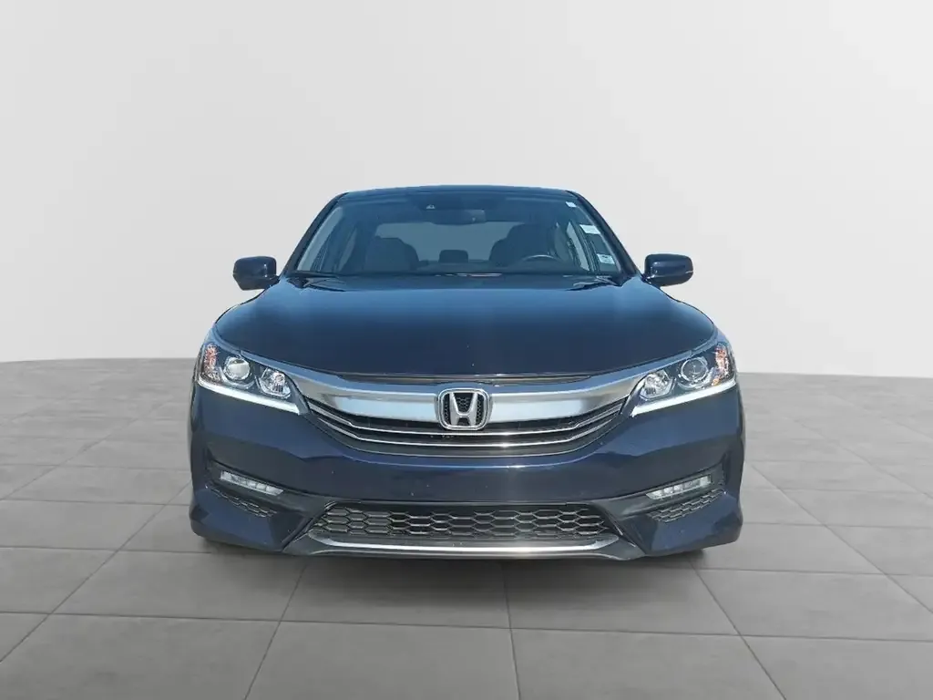Honda Accord 2016 photo 2