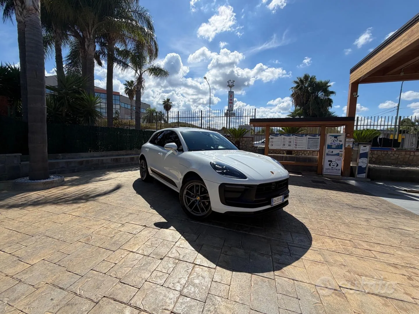 Porsche Macan 2022 photo 2