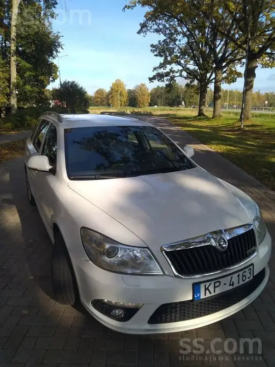 Skoda Octavia 2010 photo 5