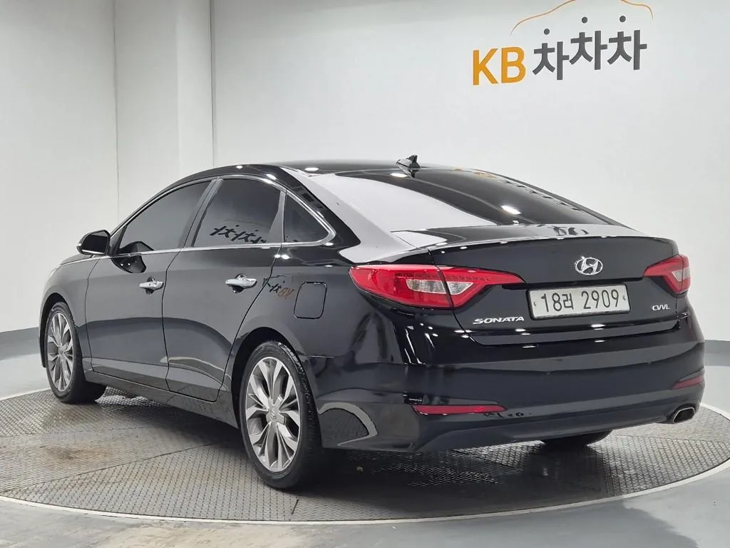 Hyundai Sonata 2016 photo 2