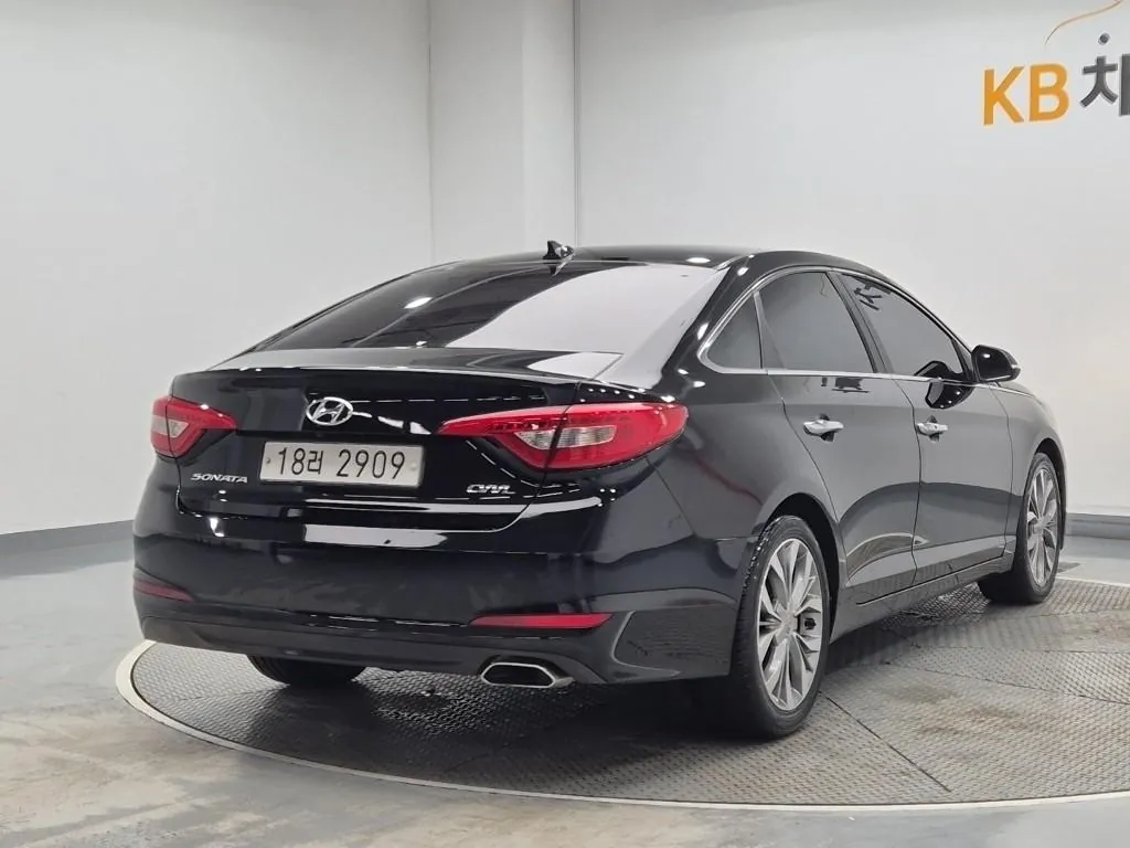 Hyundai Sonata 2016 photo 3