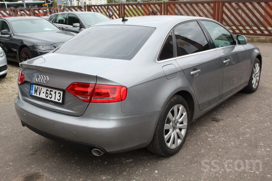 Audi A4 2008 photo 4