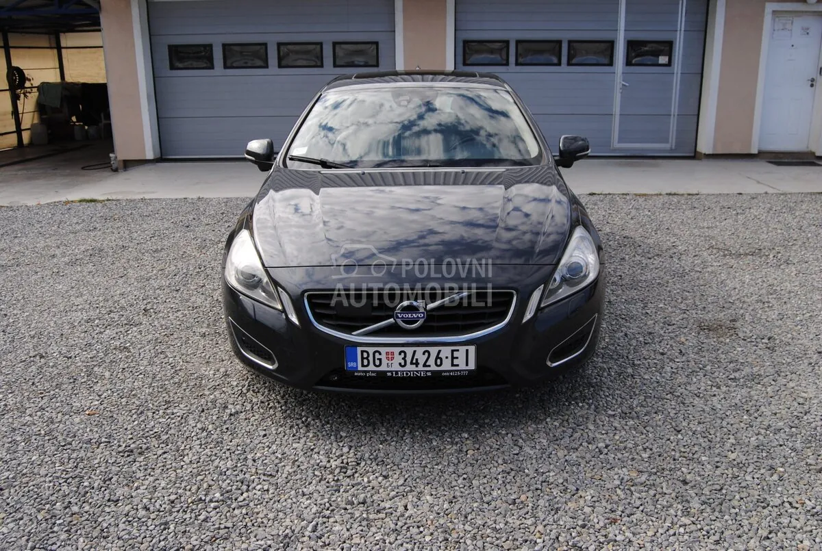 Volvo V60 2011 photo 3