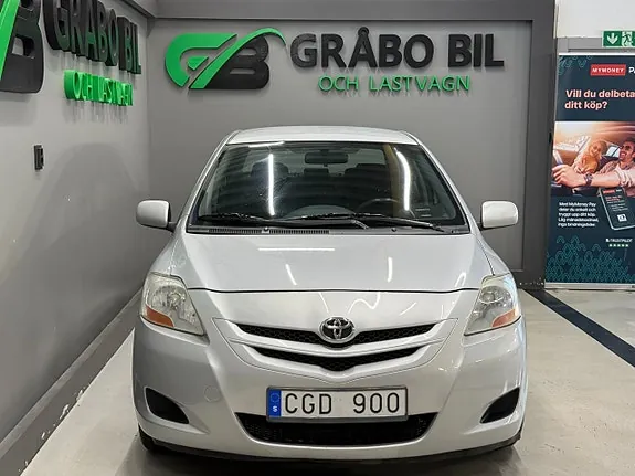 Toyota Yaris 2007 photo 4