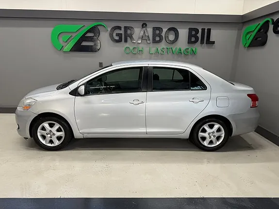 Toyota Yaris 2007 photo 2