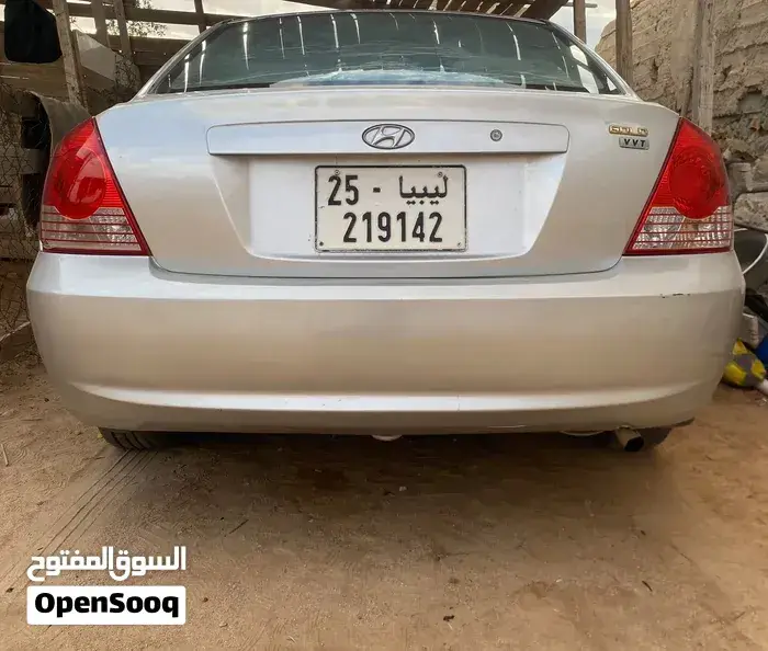 Hyundai Avante 2005 photo 4
