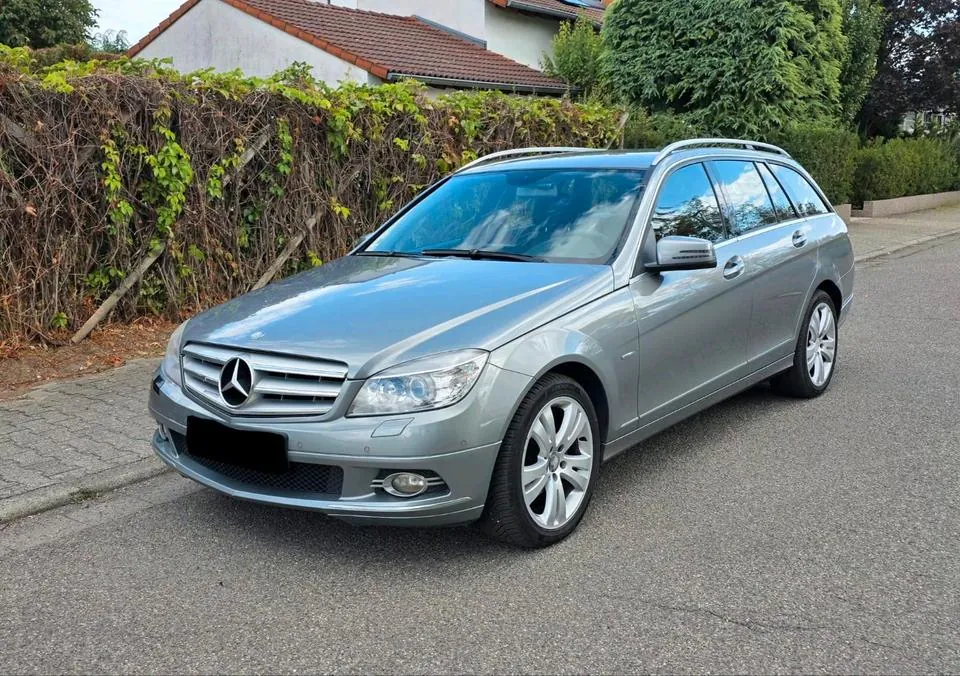 Mercedes-Benz C200