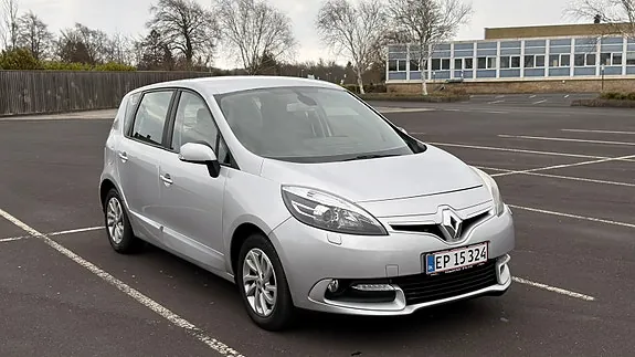 Renault Scenic 2012 photo 3