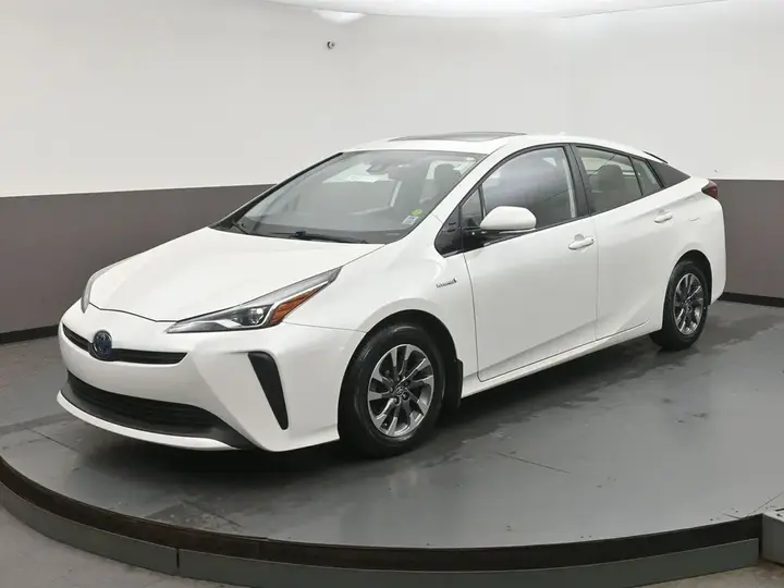 Toyota Prius 2019 photo 3
