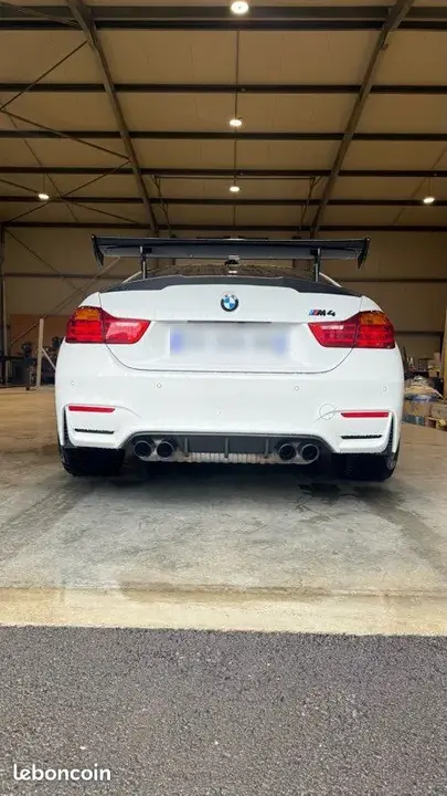 BMW M4 2016 photo 3