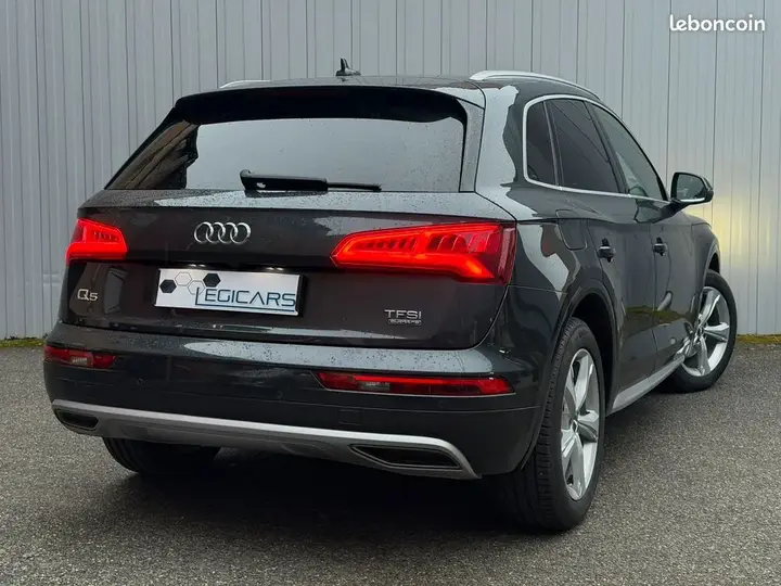 Audi Q5 2017 photo 2