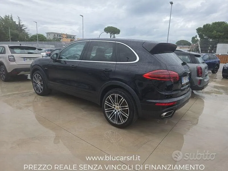 Porsche Cayenne 2015 photo 4
