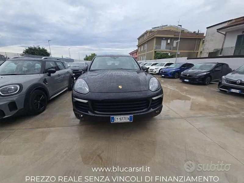 Porsche Cayenne 2015 photo 2