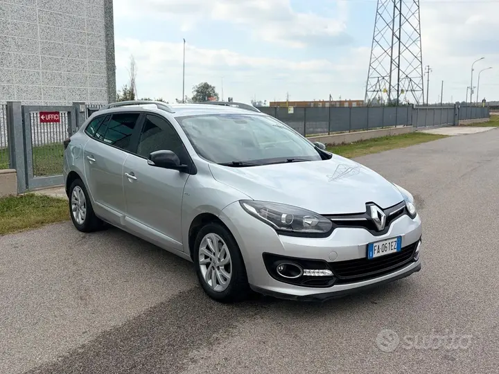 Renault Megane 2015 photo 3