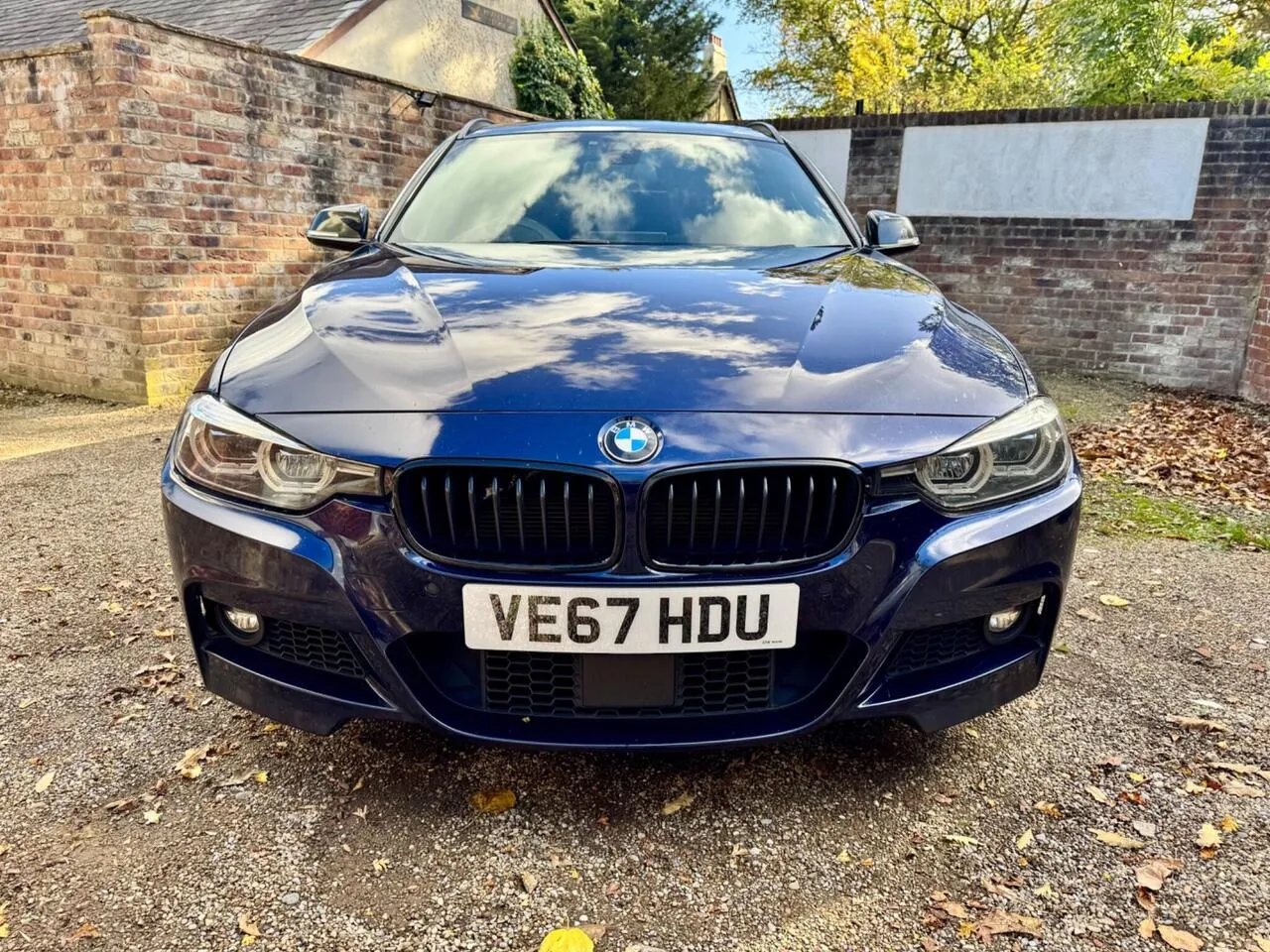 BMW 3 Series 2017 photo 2