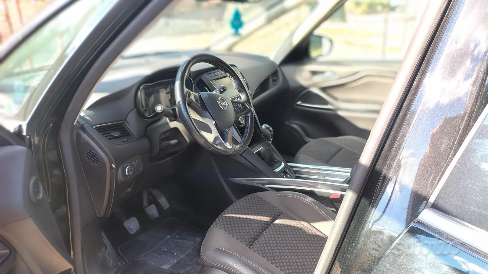 Opel Zafira 2018 photo 3