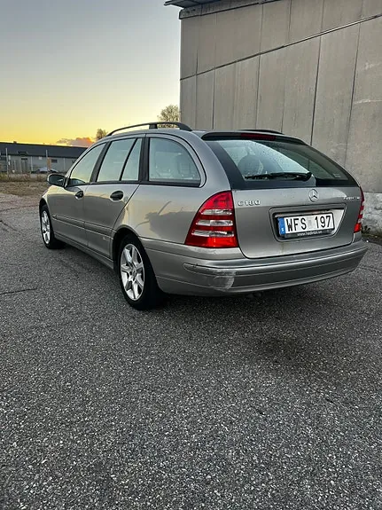 Mercedes-Benz C180 2005 photo 5