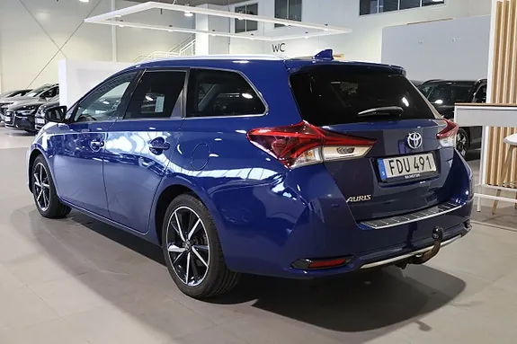 Toyota Auris 2018 photo 3