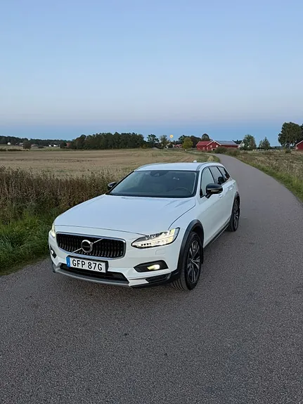 Volvo V90 Cross Country 2021 photo 2