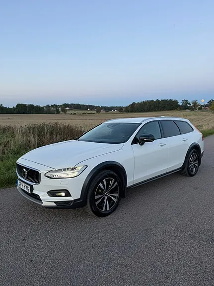 Volvo V90 Cross Country