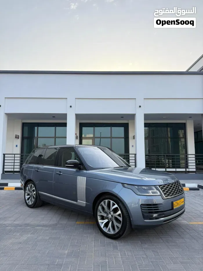 Land Rover Range Rover Vogue 2019 photo 4