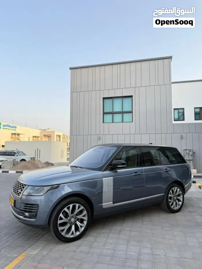 Land Rover Range Rover Vogue 2019 photo 2