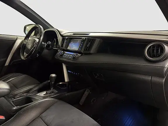 Toyota Rav4 2017 photo 5