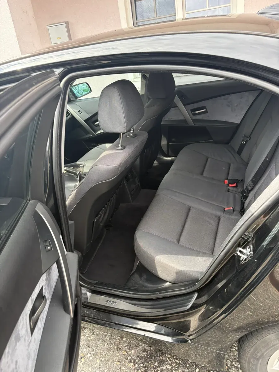BMW 5 Series 2003 photo 3
