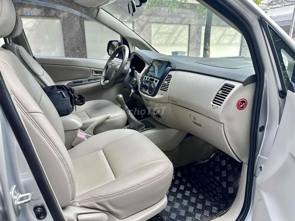Toyota Innova 2015 photo 5