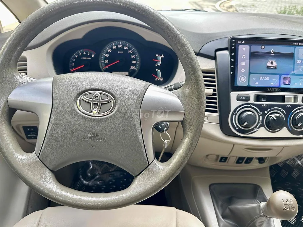 Toyota Innova 2015 photo 3