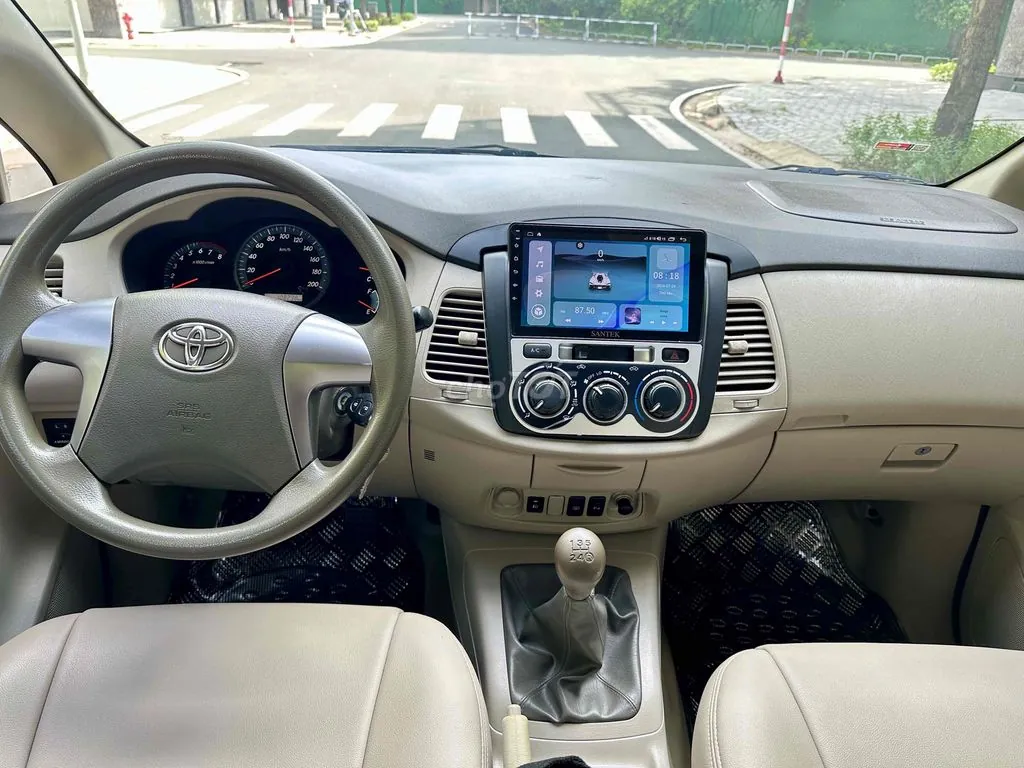 Toyota Innova 2015 photo 4