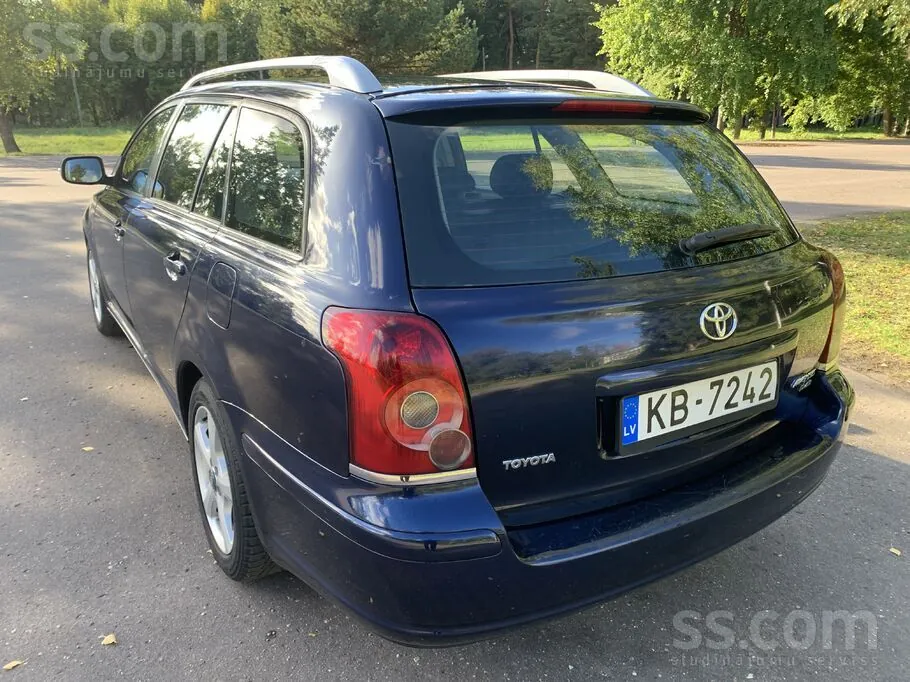Toyota Avensis 2009 photo 4