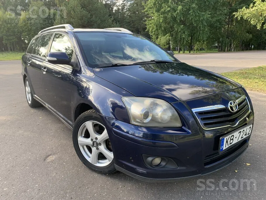 Toyota Avensis 2009 photo 2