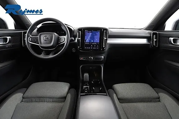 Volvo Xc40 2025 photo 2