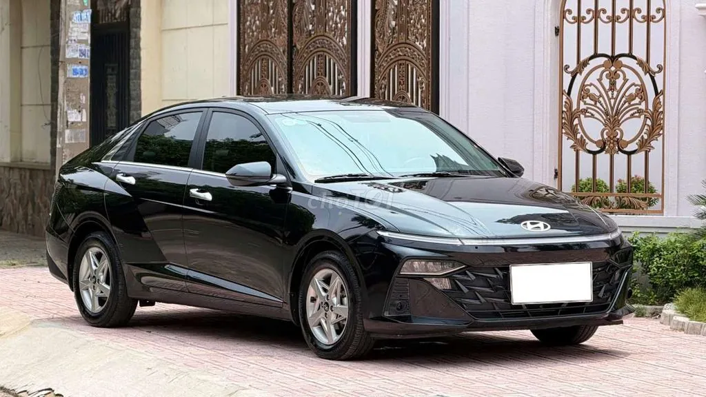 Hyundai Accent 2025 photo 3