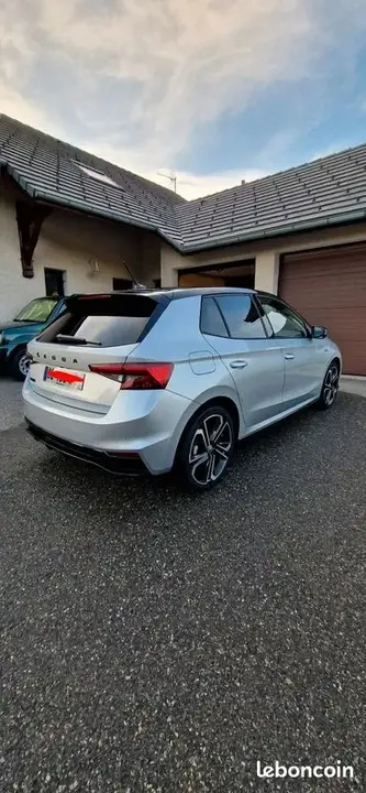 Skoda Fabia 2023 photo 2