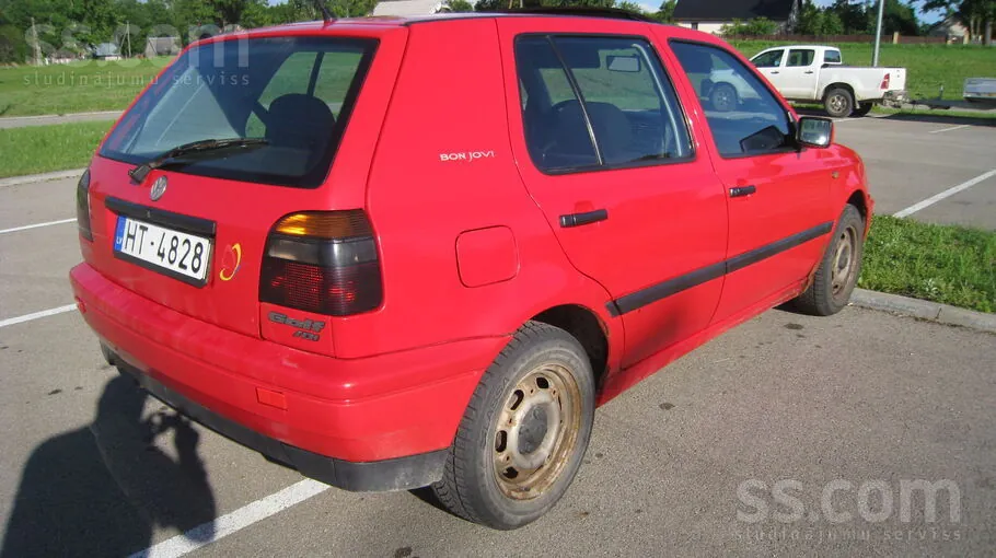 Volkswagen Golf 3 1995 photo 2