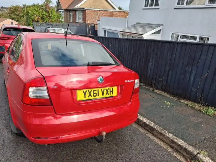 Skoda Octavia 2011 photo 3